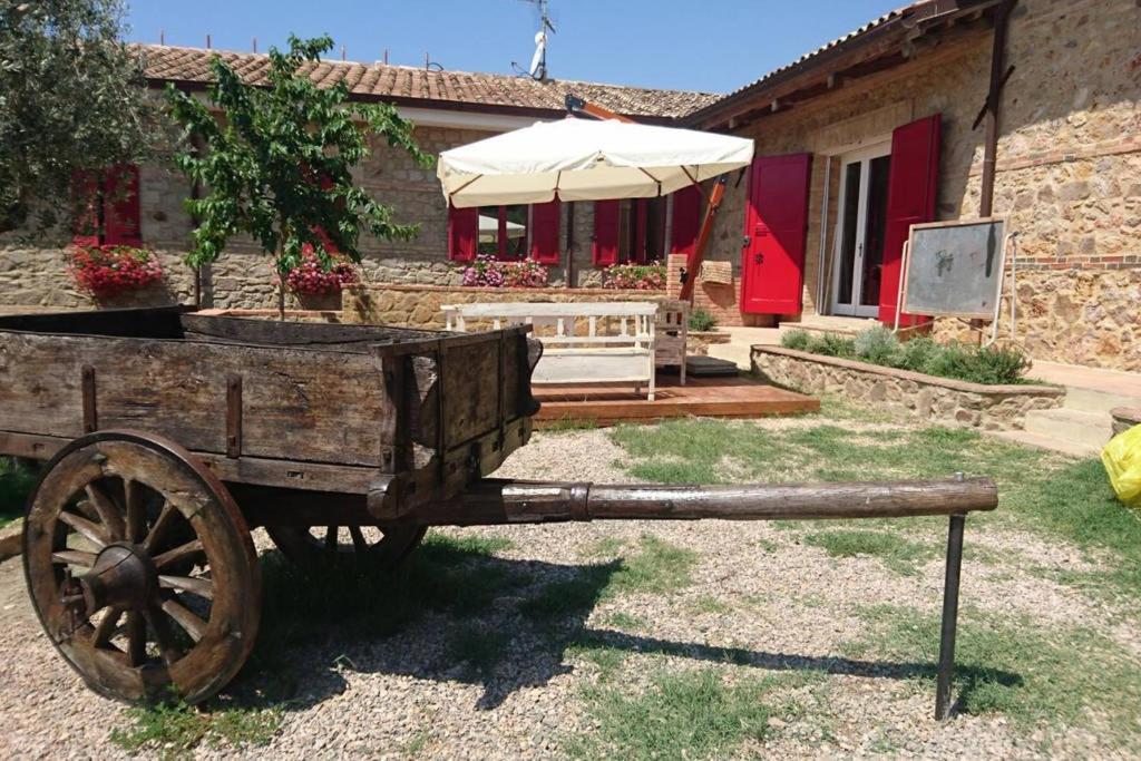 Il Barbagianni Bed & Breakfast Montepescali Bagian luar foto